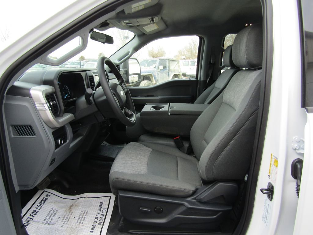 Used 2025 Ford F450 XLT w/ 360-Degree Camera Package image 20