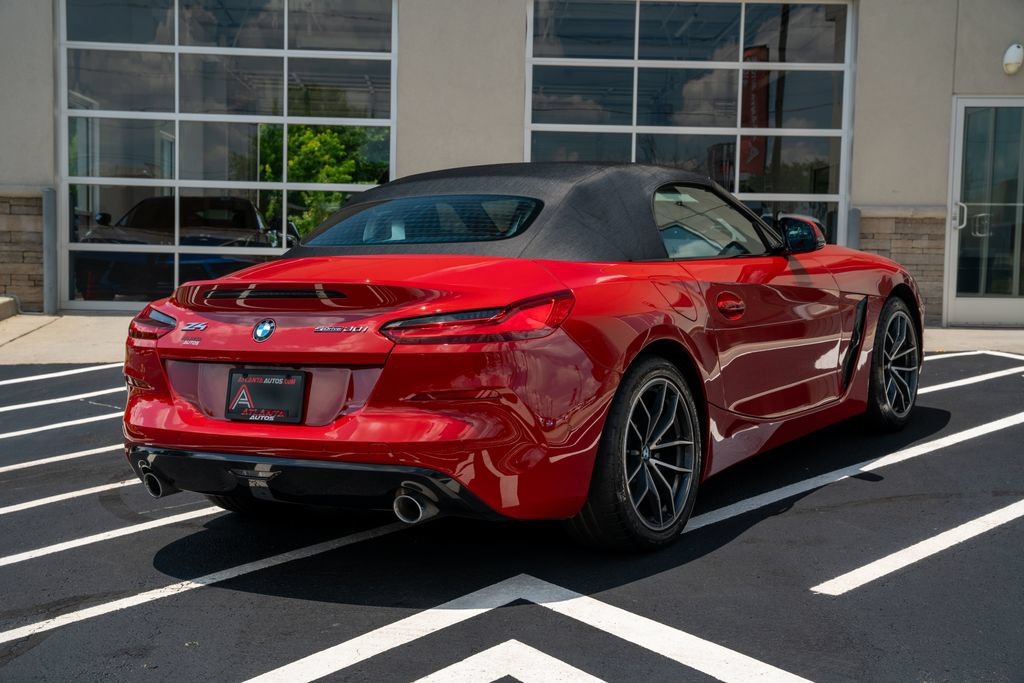 Used 2021 BMW Z4 sDrive30i w/ Convenience Package RWD image 12