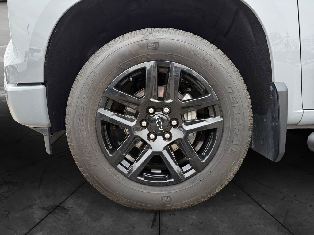 Used 2024 Chevrolet Silverado 1500 Custom w/ LPO, Dark Essentials Package image 14