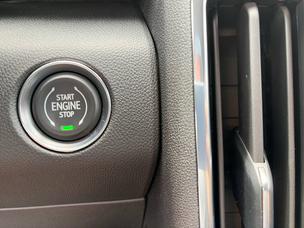 New 2026 GMC Acadia Elevation w/ Elevation Premium Package FWD image 25