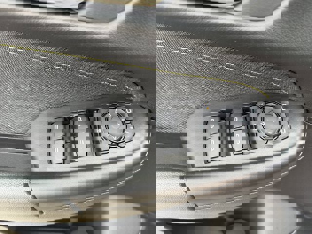 Used 2024 Chevrolet TrailBlazer ACTIV w/ Driver Confidence Package image 14