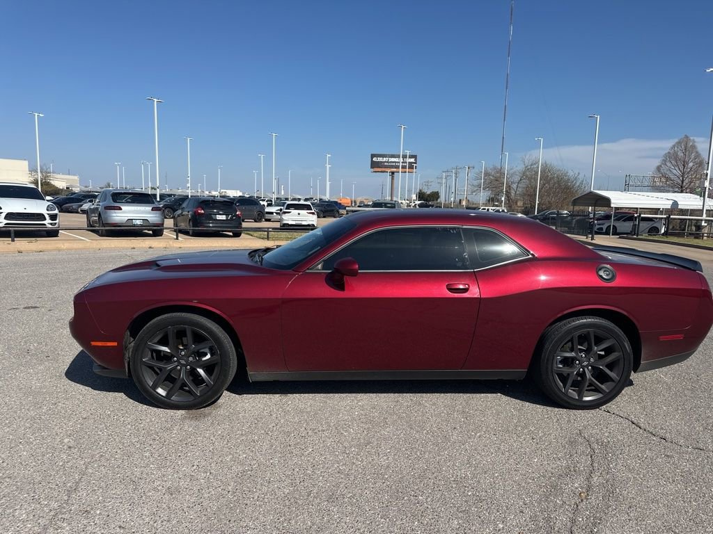Used 2022 Dodge Challenger SXT w/ Blacktop Package image 2