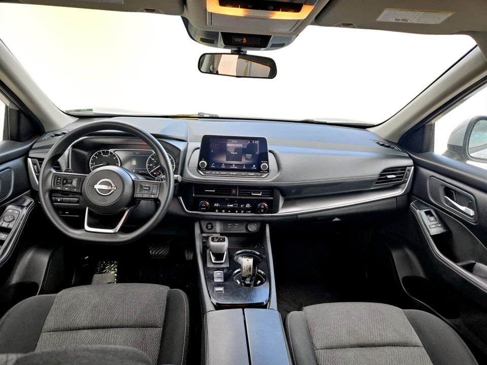 Used 2024 Nissan Rogue SV FWD image 13