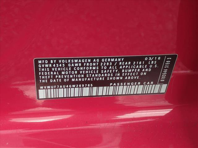 Used 2016 Volkswagen Golf R 4-Door AWD/4WD image 15