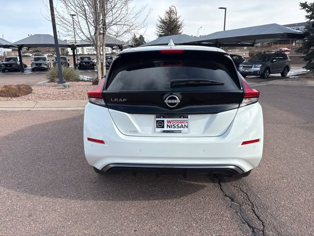 Used 2025 Nissan Leaf S image 8