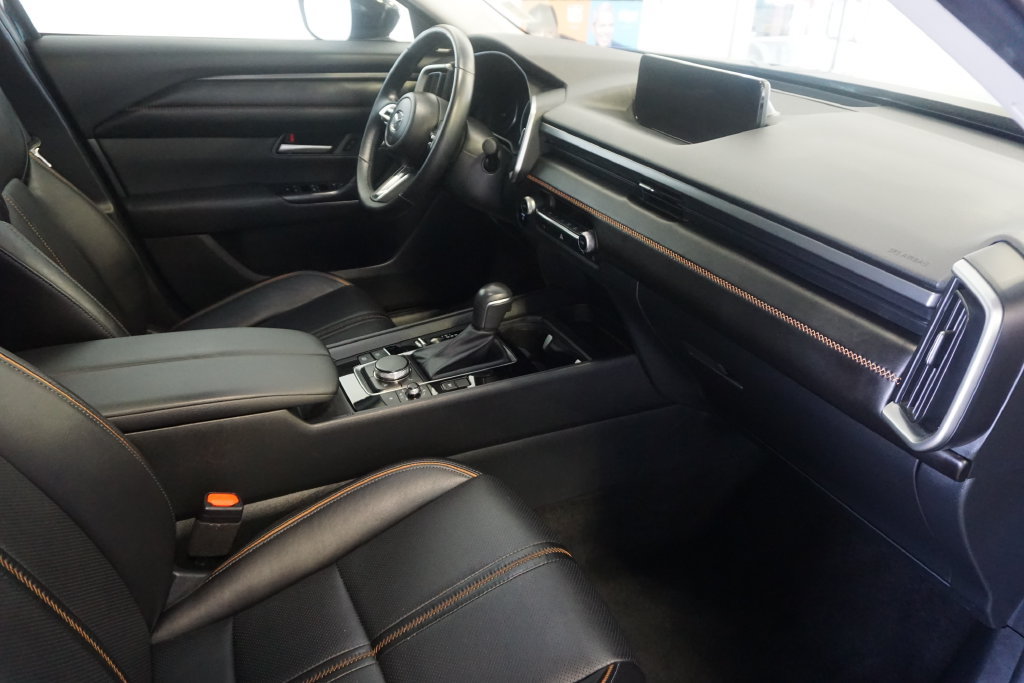Used 2025 MAZDA CX-50 AWD 2.5 Hybrid w/ Premium Pkg image 27