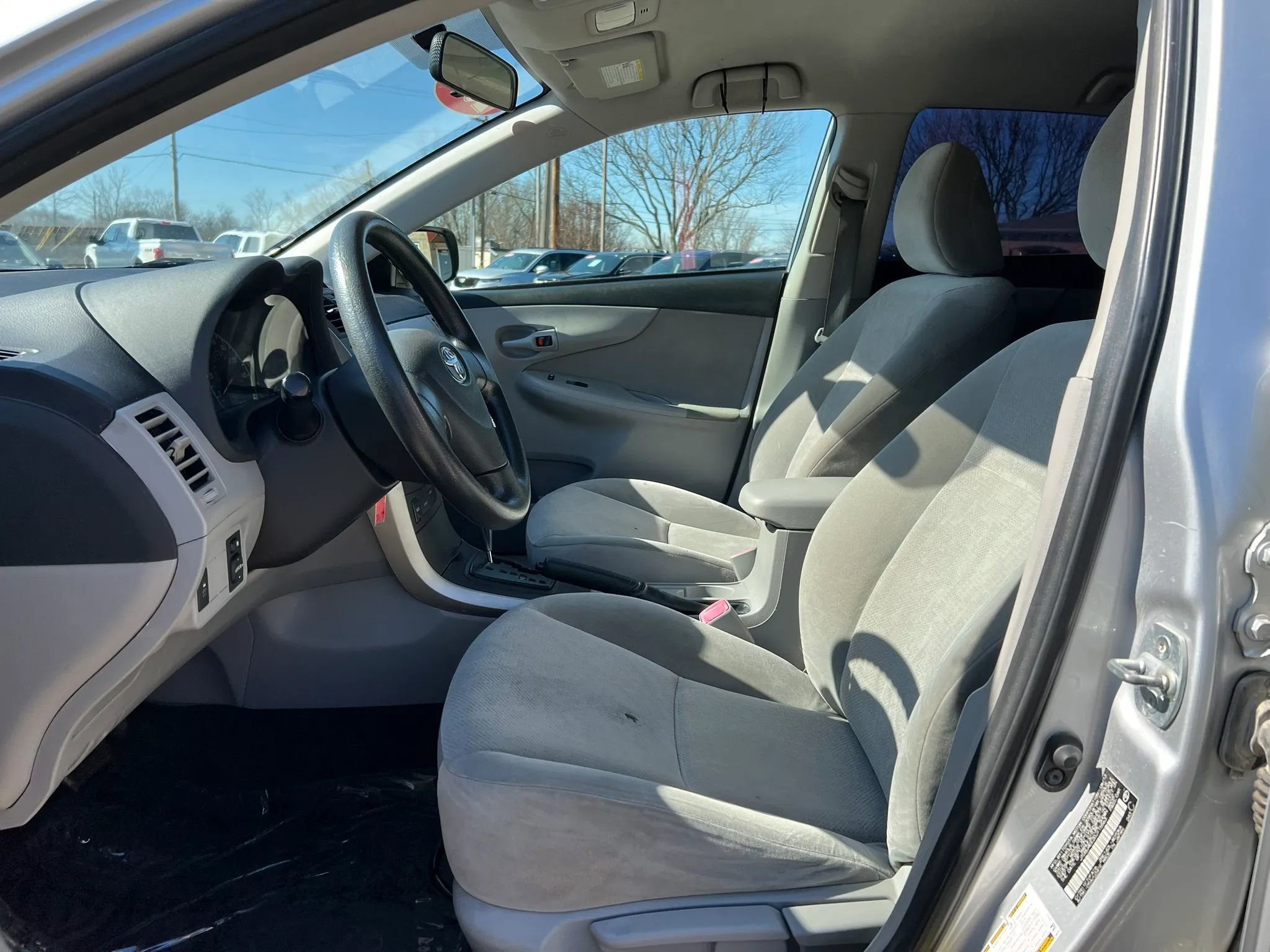 Used 2013 Toyota Corolla L image 16