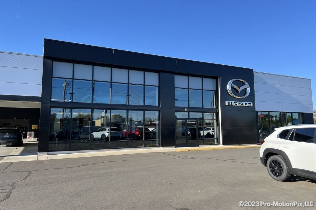 Used 2015 Ford Fusion Energi SE FWD image 4
