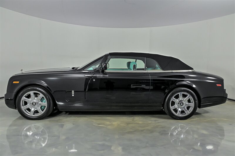 Used 2013 Rolls-Royce Phantom Drophead Coupe RWD image 13