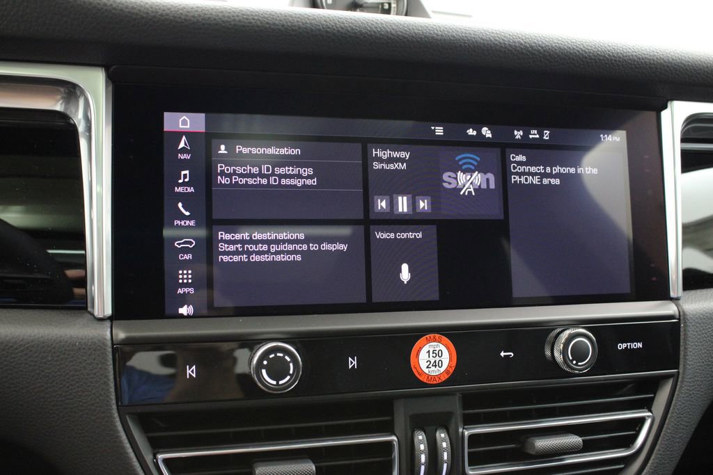 New 2025 Porsche Macan image 33