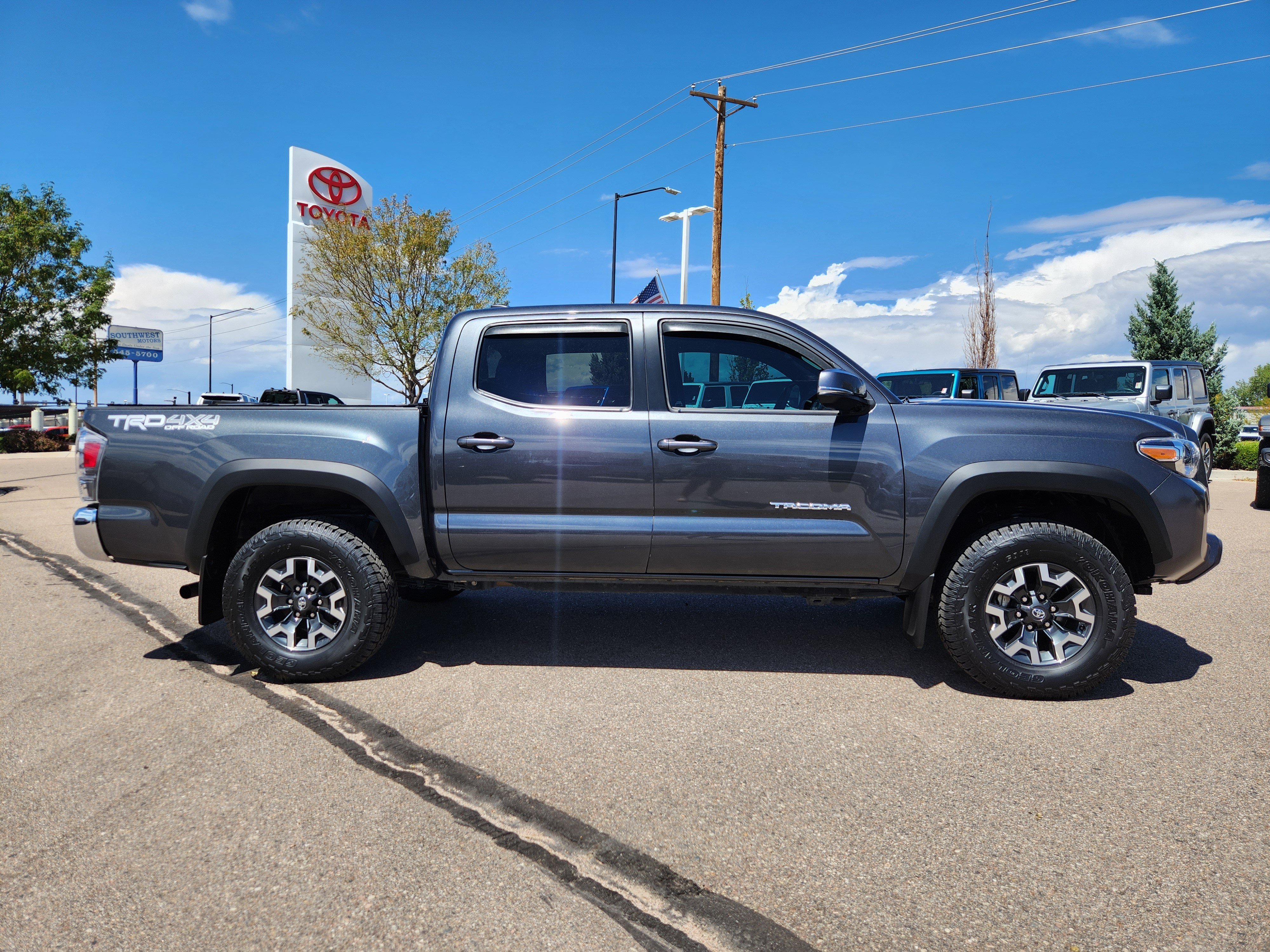 Used 2023 Toyota Tacoma TRD Off-Road AWD/4WD image 2