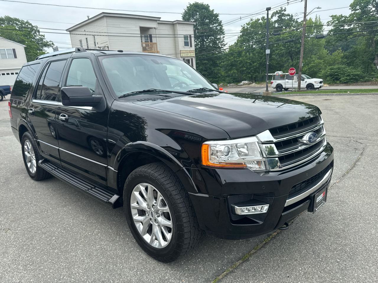 Used 2017 Ford Expedition Limited AWD/4WD image 7