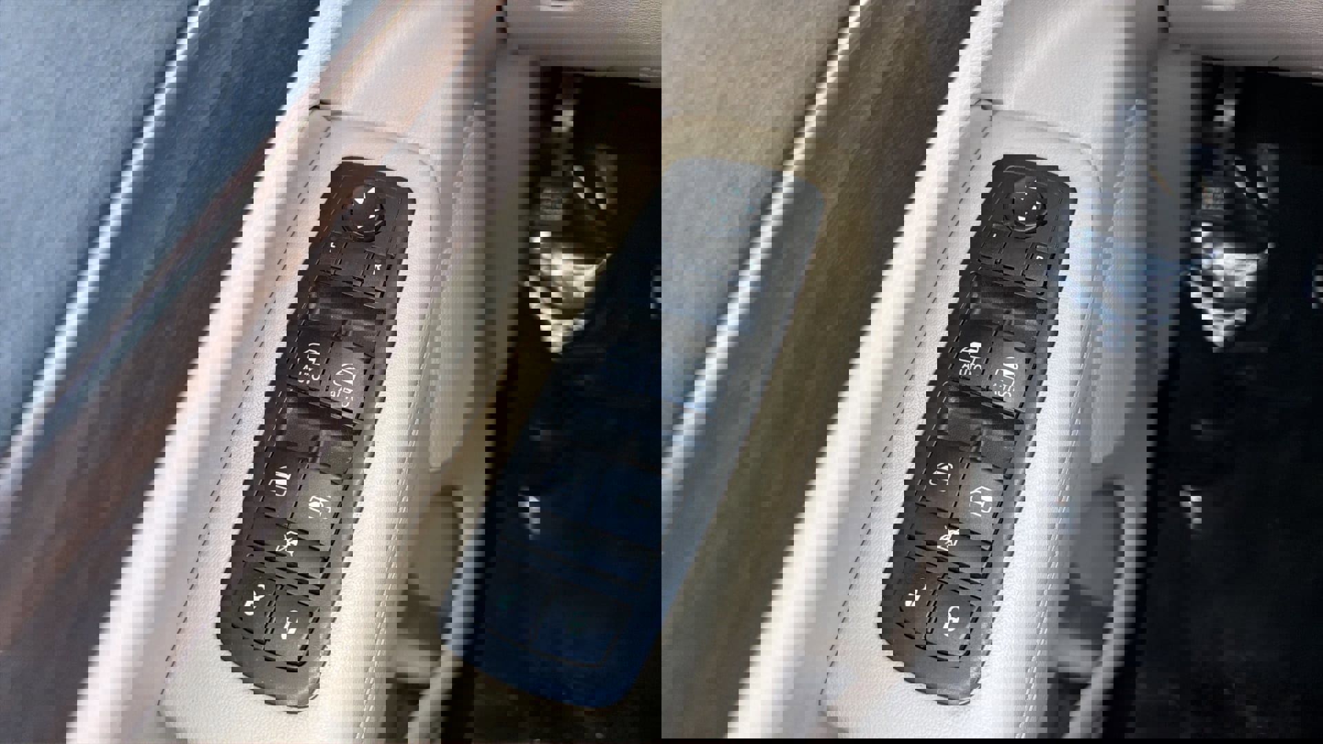 Used 2014 Jeep Grand Cherokee Laredo w/ Security & Convenience Group RWD image 20