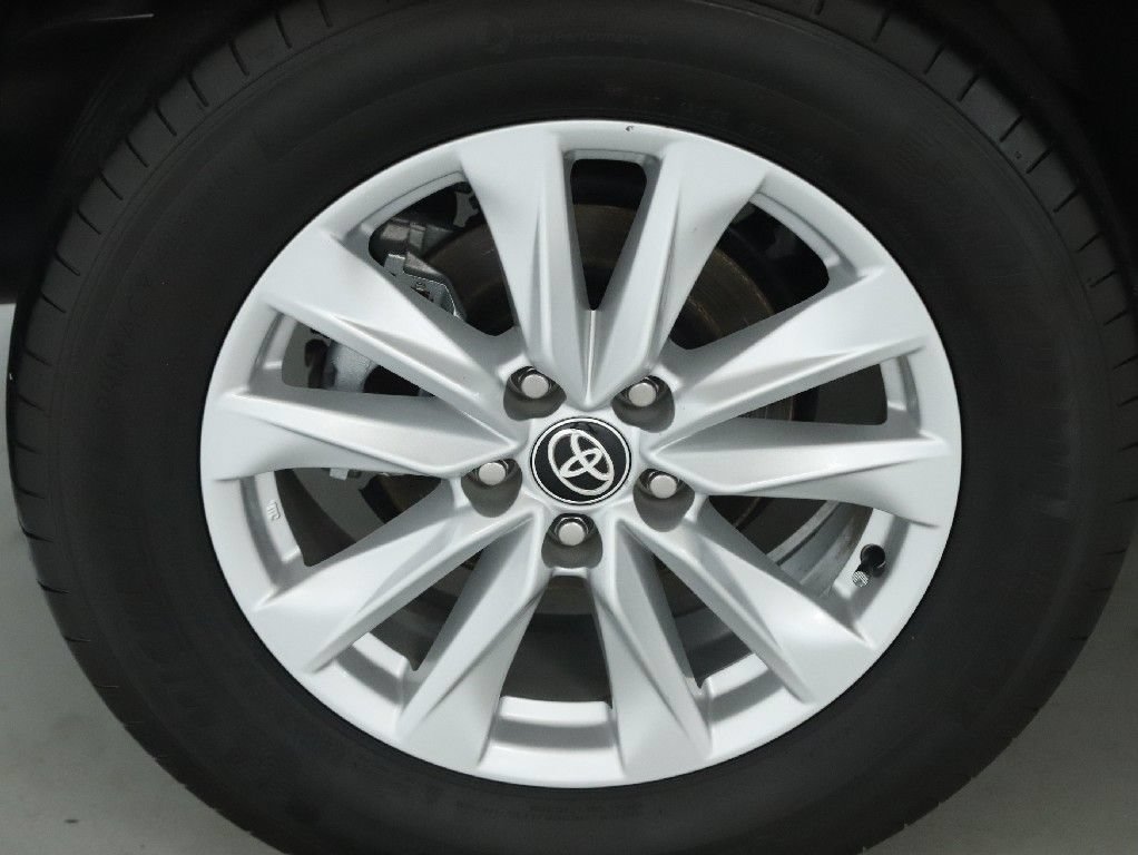 Used 2024 Toyota Corolla Cross LE FWD image 12