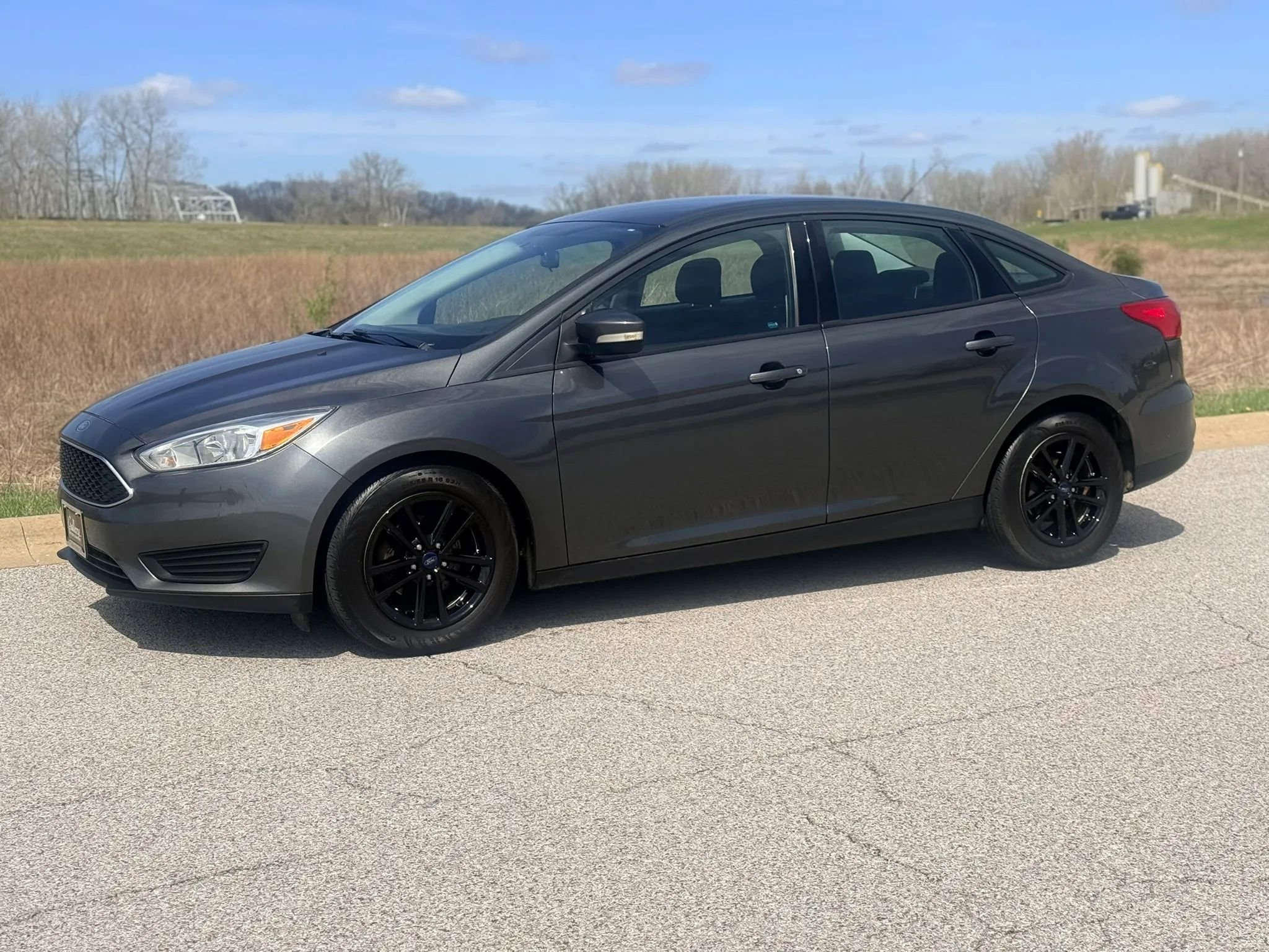Used 2017 Ford Focus SE image 8