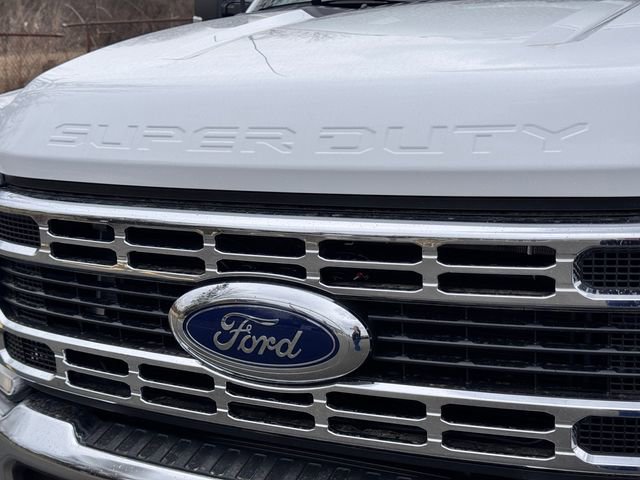 New 2025 Ford F350 XL w/ XL Chrome Package image 5