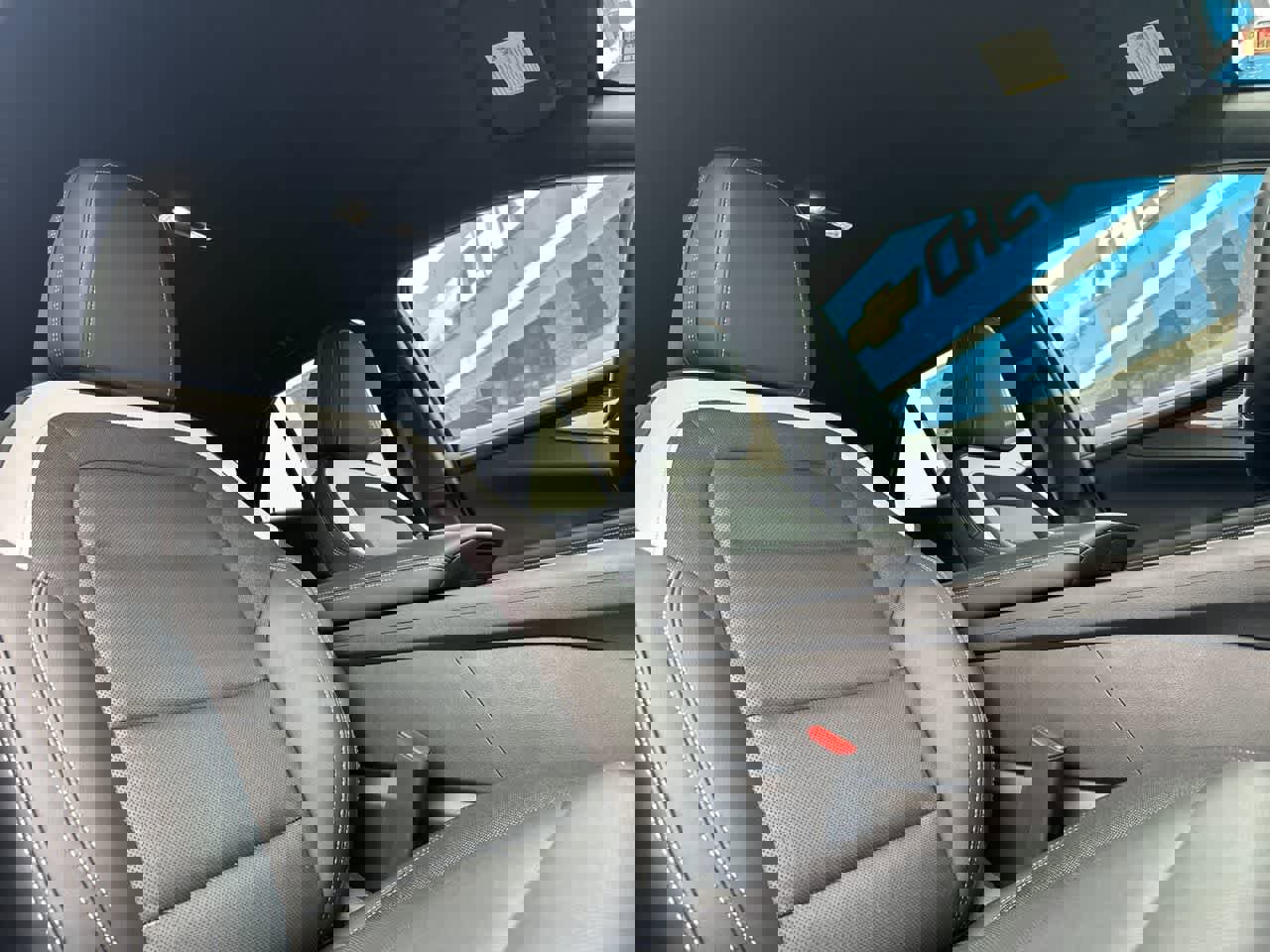 New 2026 Chevrolet Blazer EV LT image 24