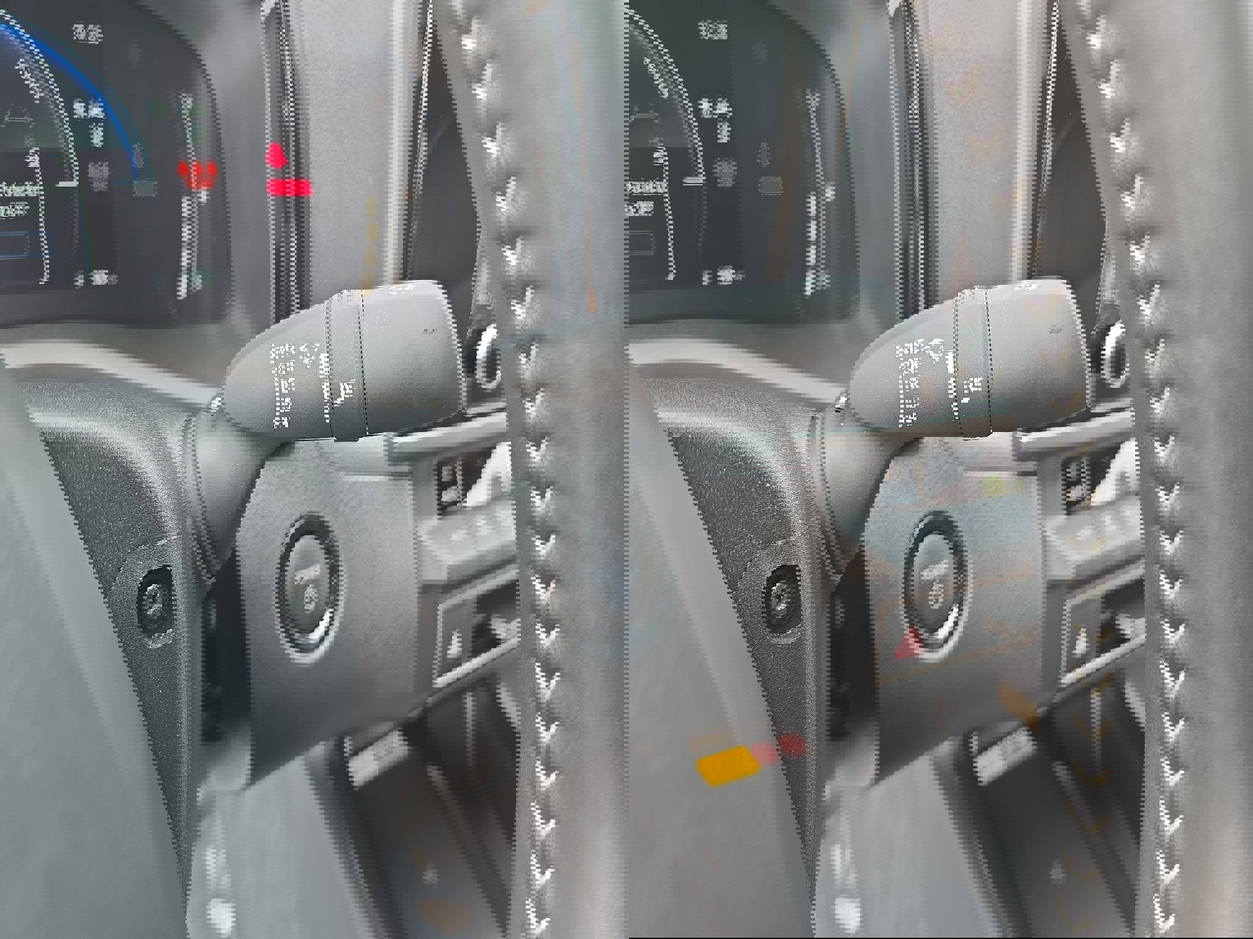 Used 2025 Toyota Camry SE image 25