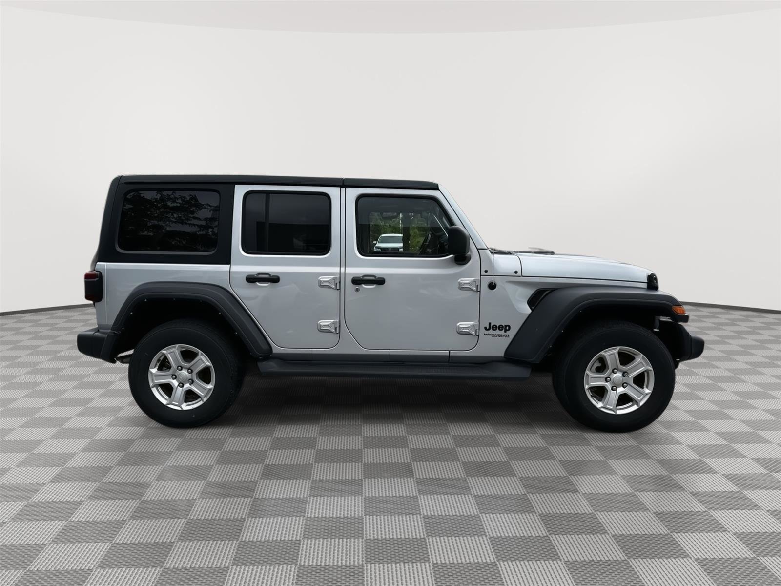 Used 2022 Jeep Wrangler Unlimited Sport AWD/4WD image 5