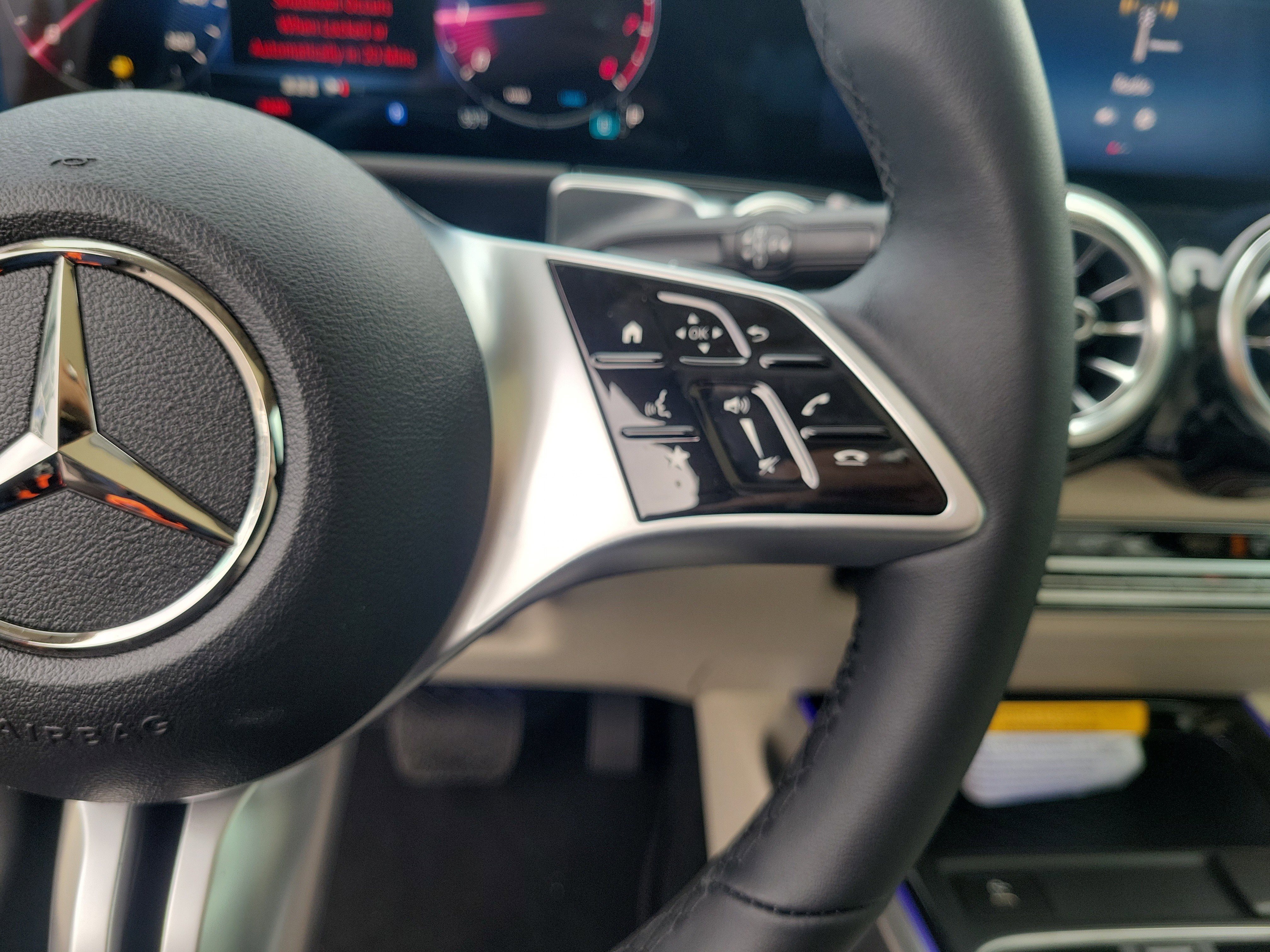 Certified 2026 Mercedes-Benz GLB 250 image 24