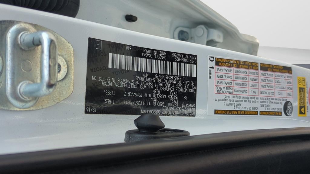 Used 2017 Toyota 4Runner SR5 image 26