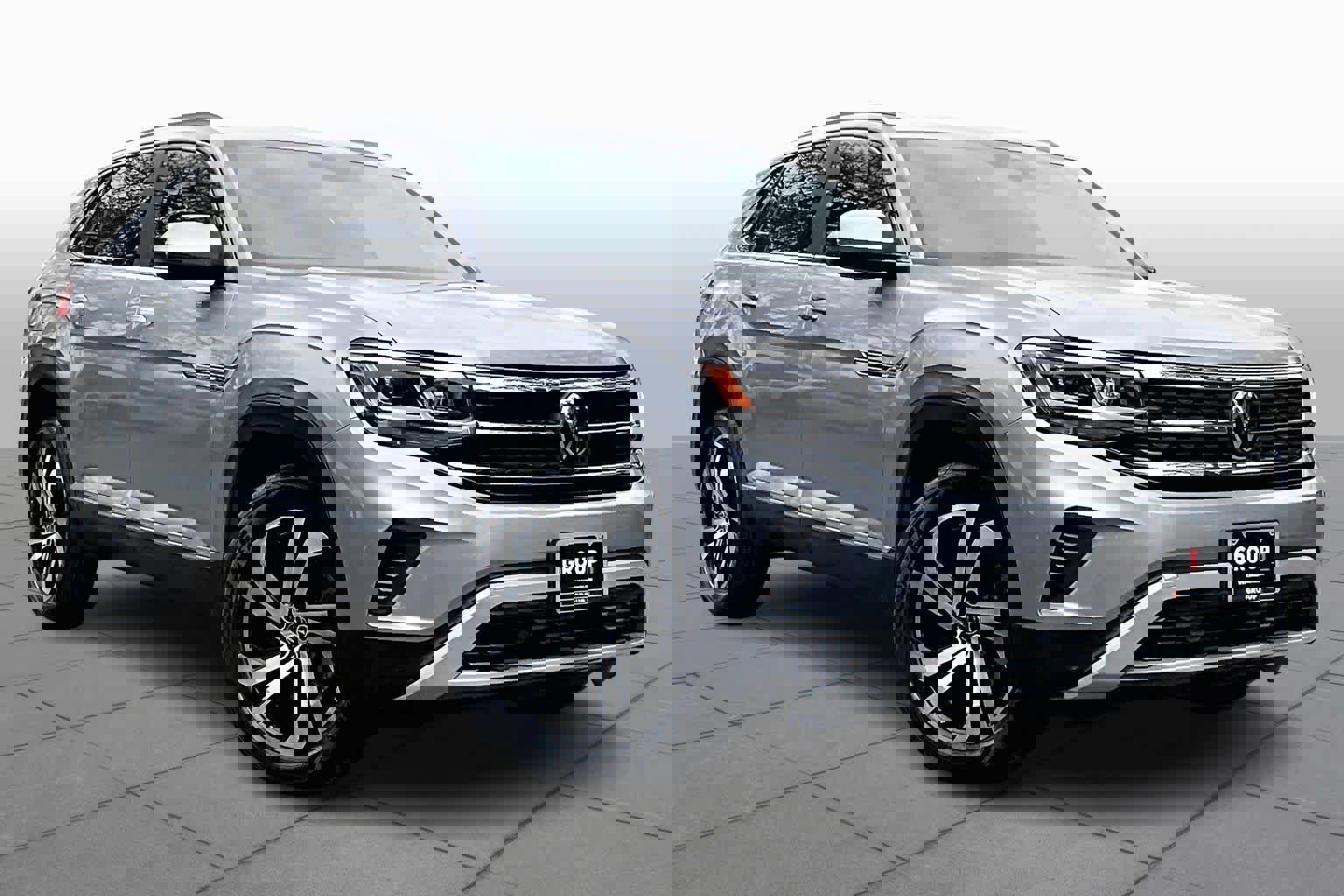 Used 2023 Volkswagen Atlas Cross Sport SEL image 3