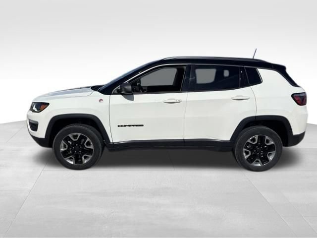Used 2018 Jeep Compass Trailhawk AWD/4WD image 2