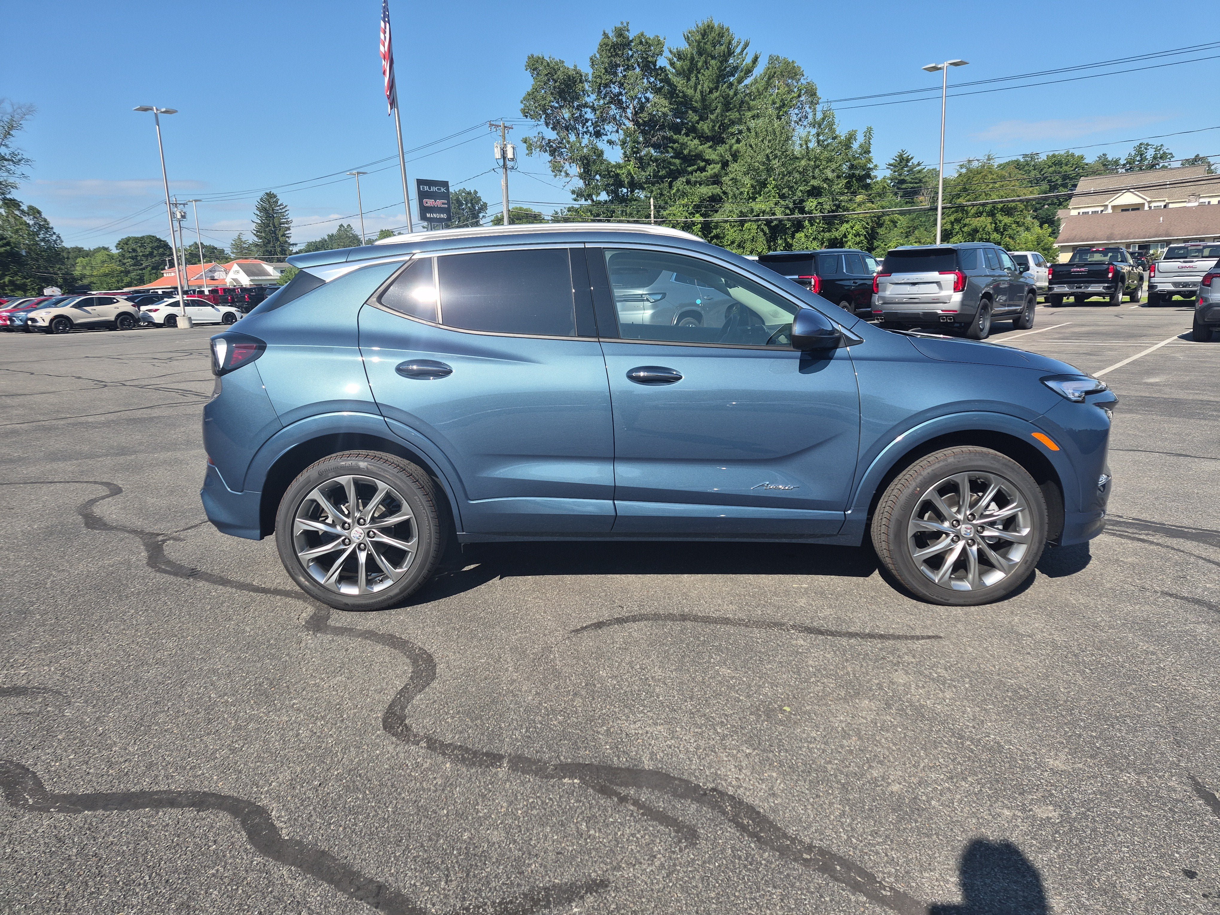 Used 2026 Buick Encore GX Avenir w/ Avenir Technology Package AWD/4WD image 18