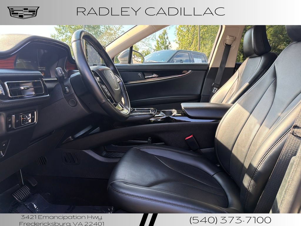 Used 2023 Lincoln Nautilus Reserve AWD/4WD image 4