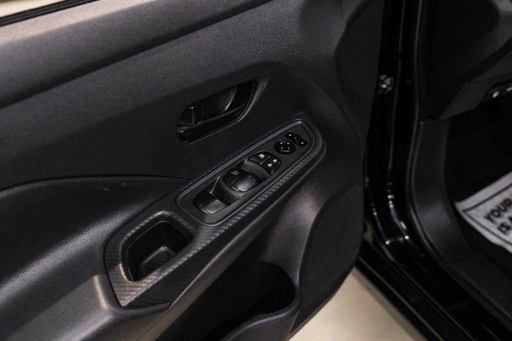 Used 2021 Nissan Versa S image 43