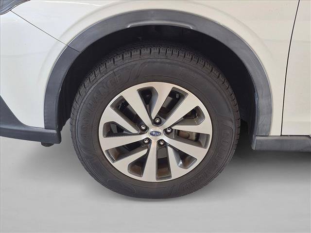 Used 2020 Subaru Outback Premium AWD/4WD image 13