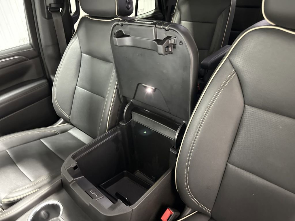 Used 2023 GMC Yukon SLT w/ SLT Luxury Package AWD/4WD image 36