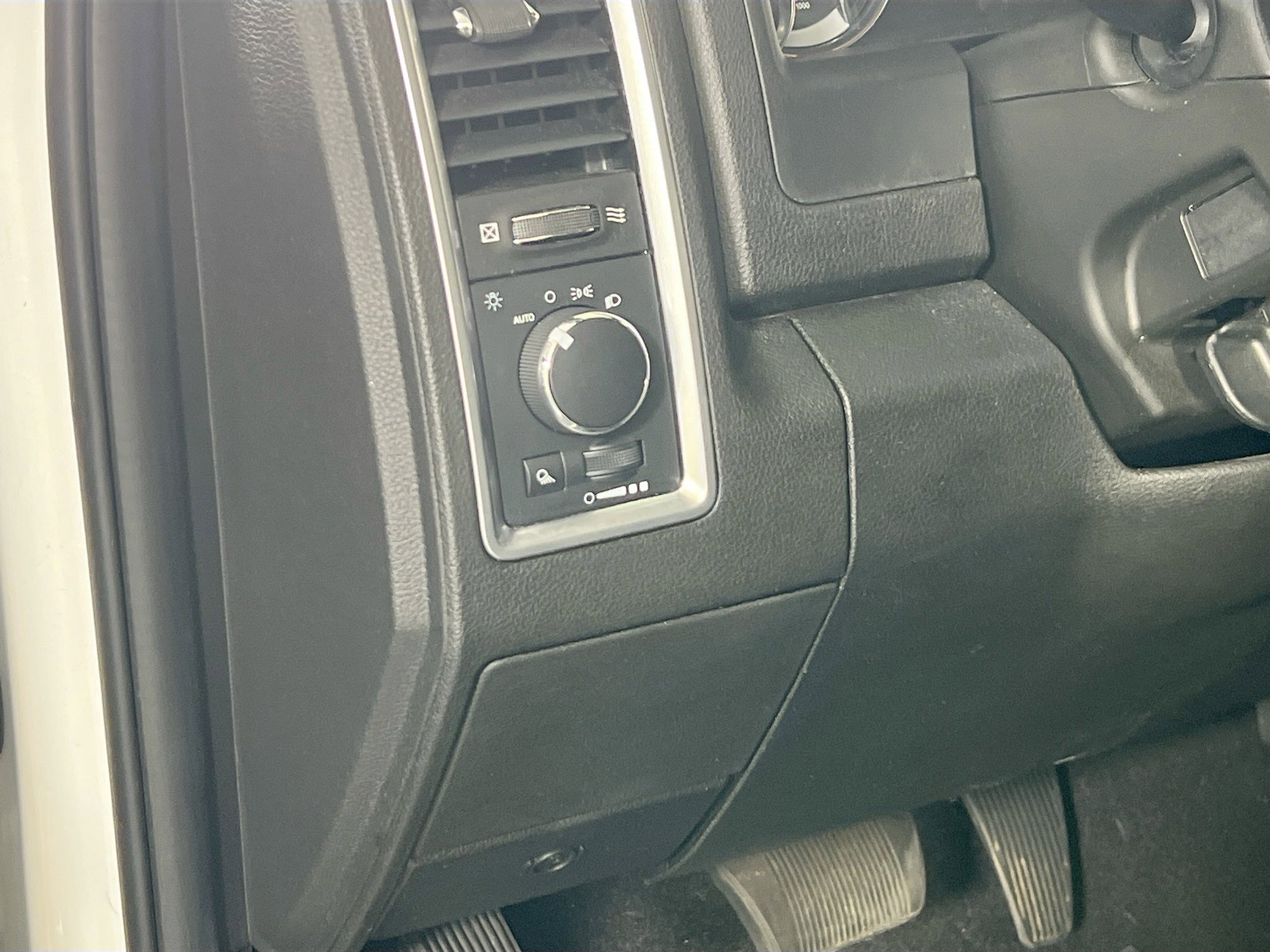 Used 2022 RAM 1500 Classic Warlock w/ Electronics Group image 10