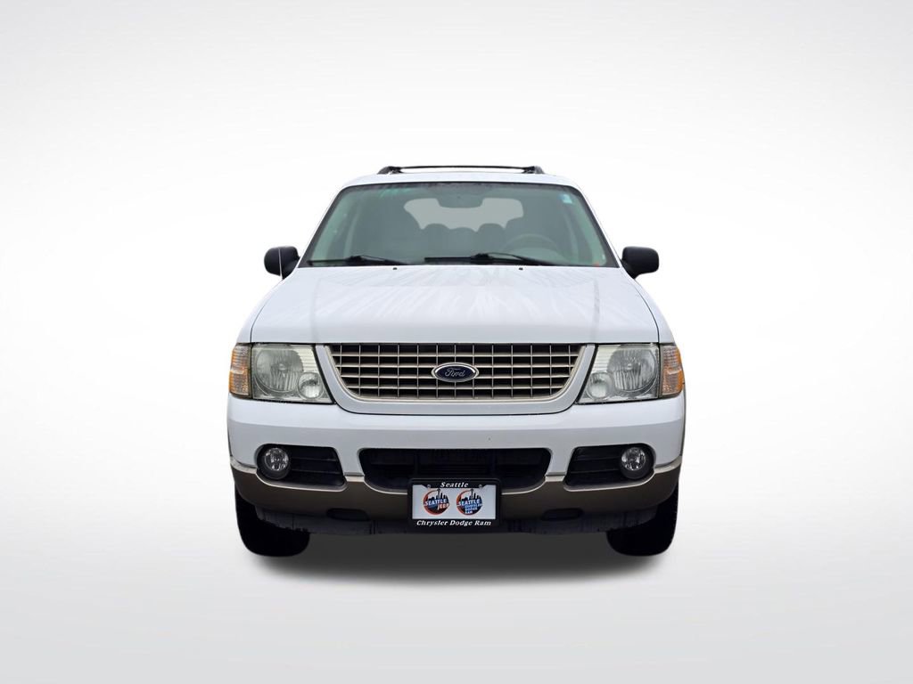 Used 2004 Ford Explorer Eddie Bauer image 8