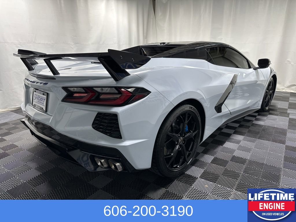 Used 2021 Chevrolet Corvette Stingray Premium Conv w/ Z51 Performance Package image 5