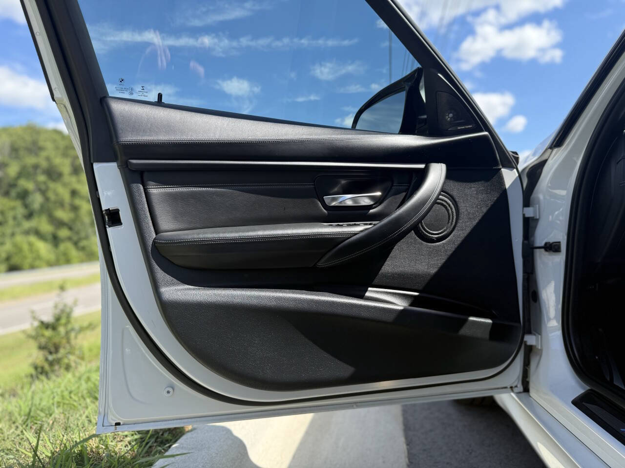 Used 2015 BMW M3 RWD image 19