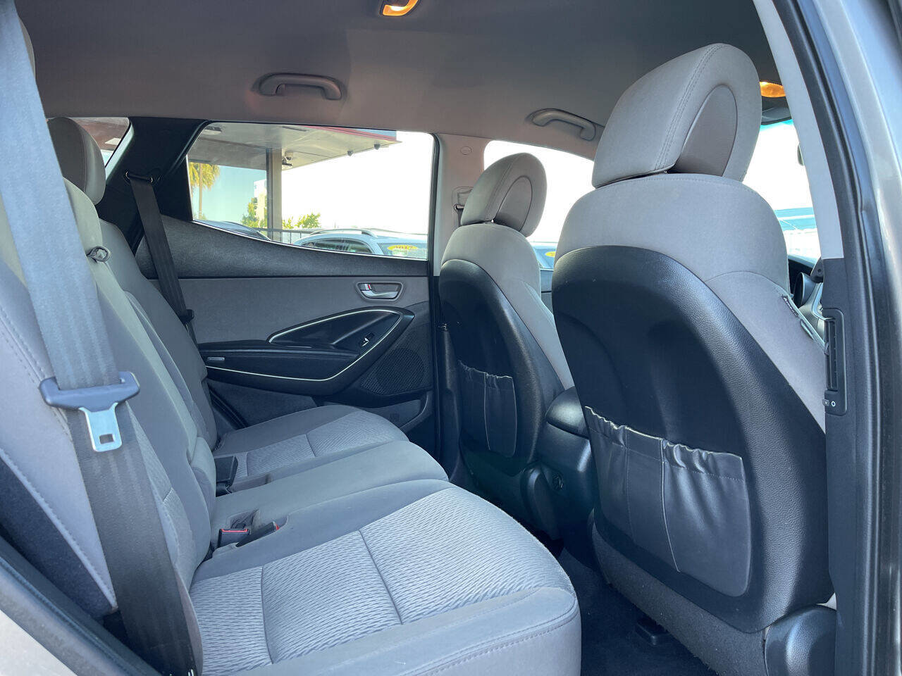 Used 2017 Hyundai Santa Fe Sport image 12