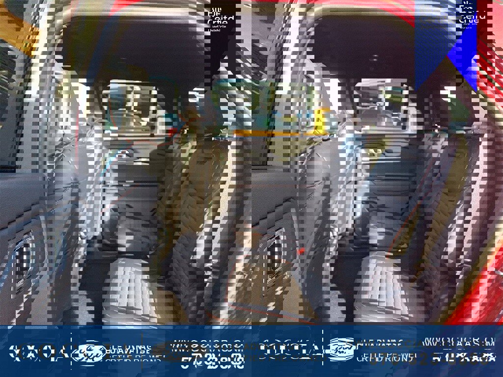 Certified 2025 Ford Explorer ST-Line image 11