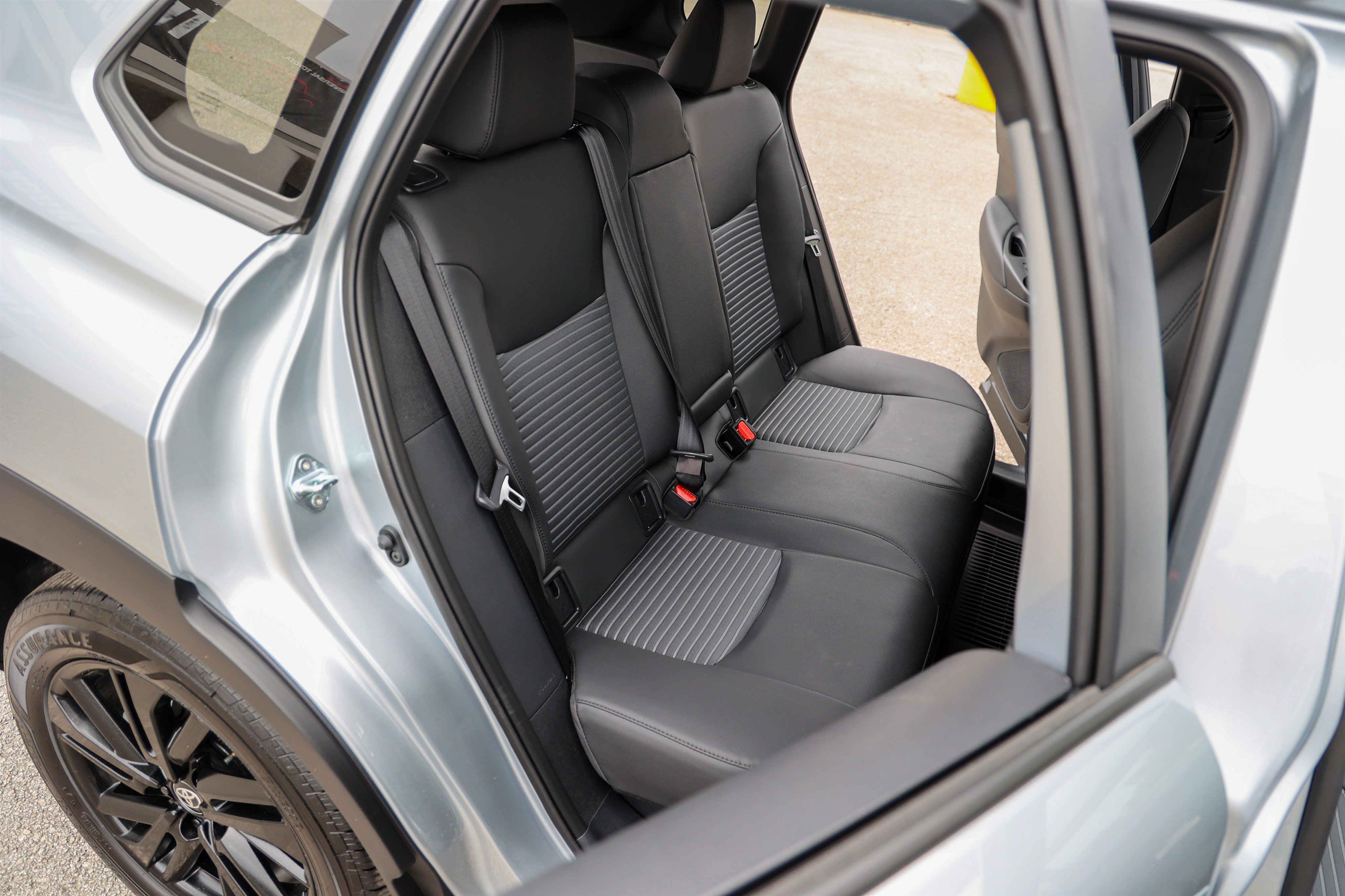 Used 2026 Toyota Corolla Cross XSE w/ Convenience Package image 46