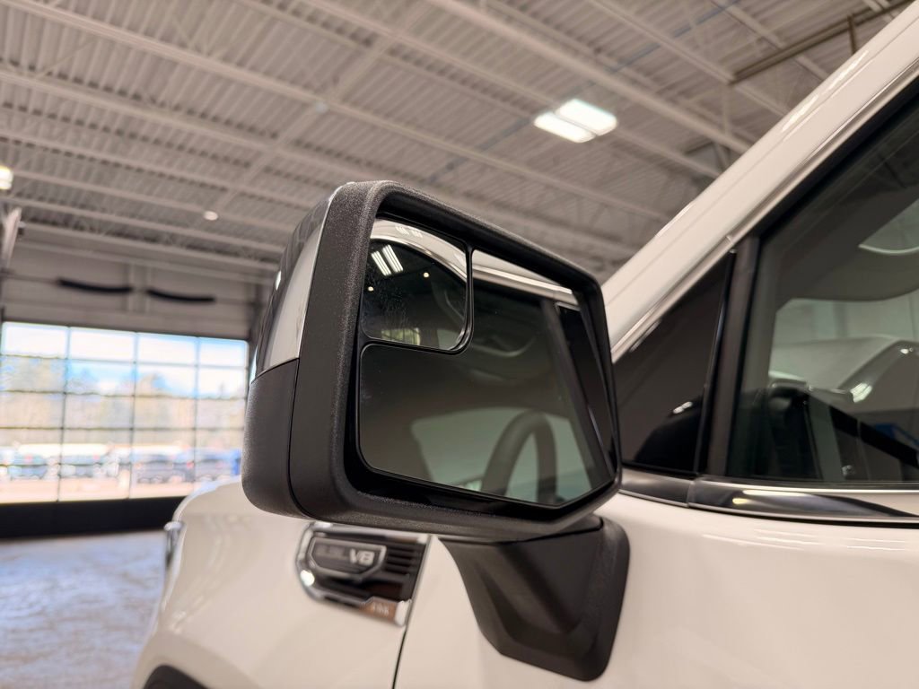 Used 2024 GMC Sierra 1500 SLE w/ Preferred Package image 17