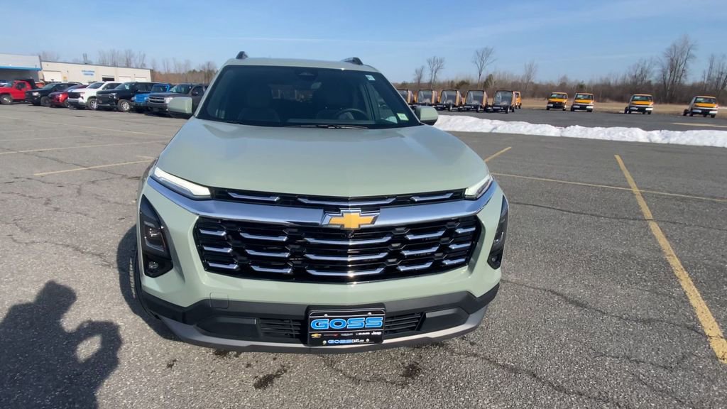 Certified 2025 Chevrolet Equinox LT w/ Convenience Package II image 3