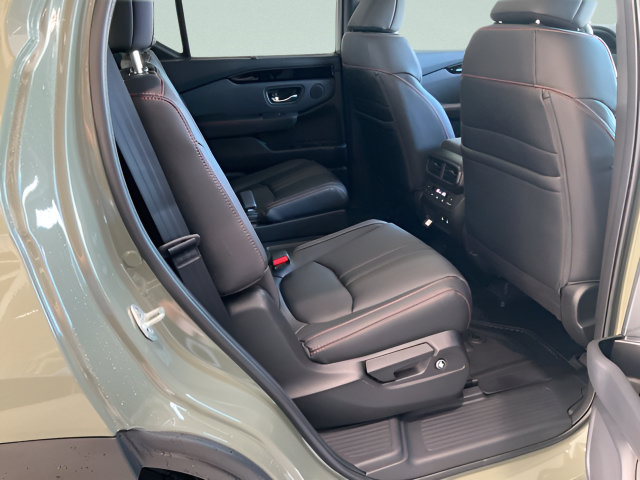 New 2026 Honda Pilot TrailSport image 24