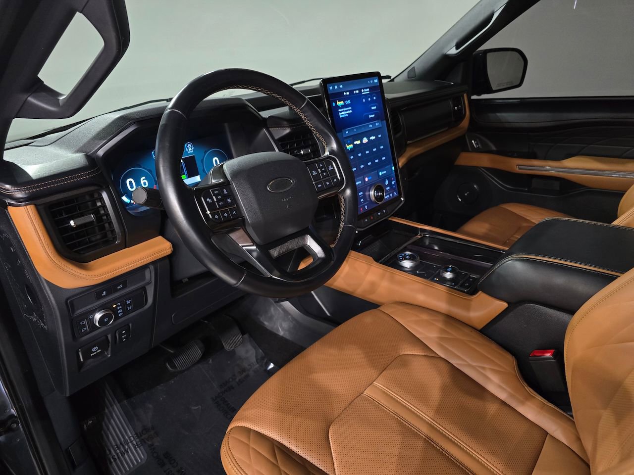 Used 2022 Ford Expedition Platinum image 17