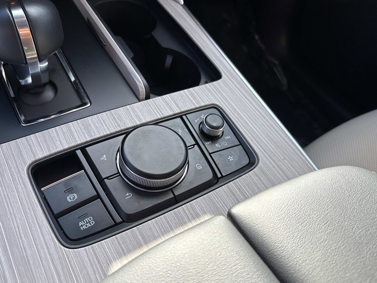 Used 2024 MAZDA CX-90 Plug-In Hybrid w/ Preferred image 28