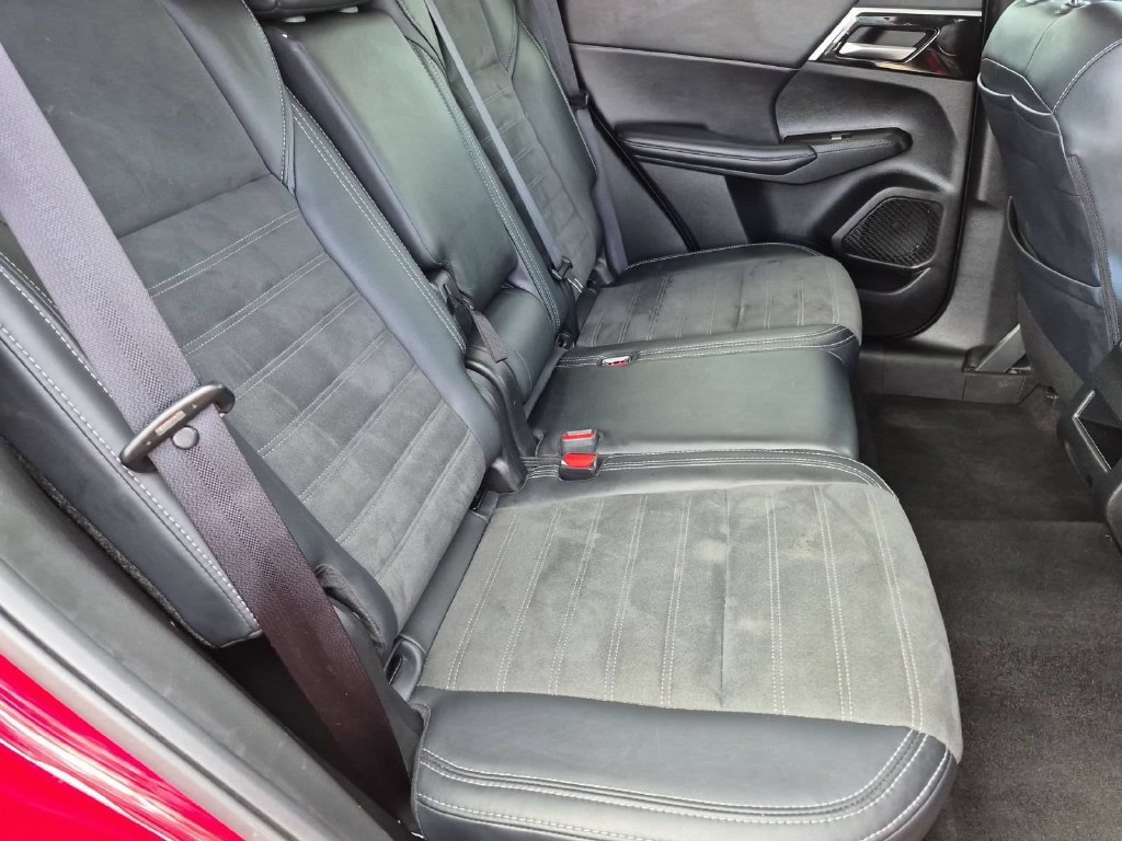 Used 2024 Mitsubishi Outlander SE FWD image 30