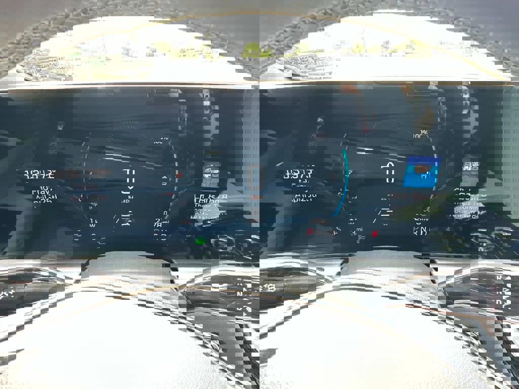 New 2025 Cadillac Lyriq Luxury image 18