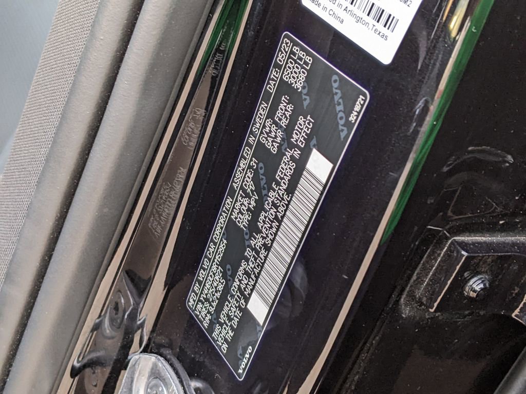 Certified 2024 Volvo XC90 T8 Ultimate w/ Protection Package Premier image 30