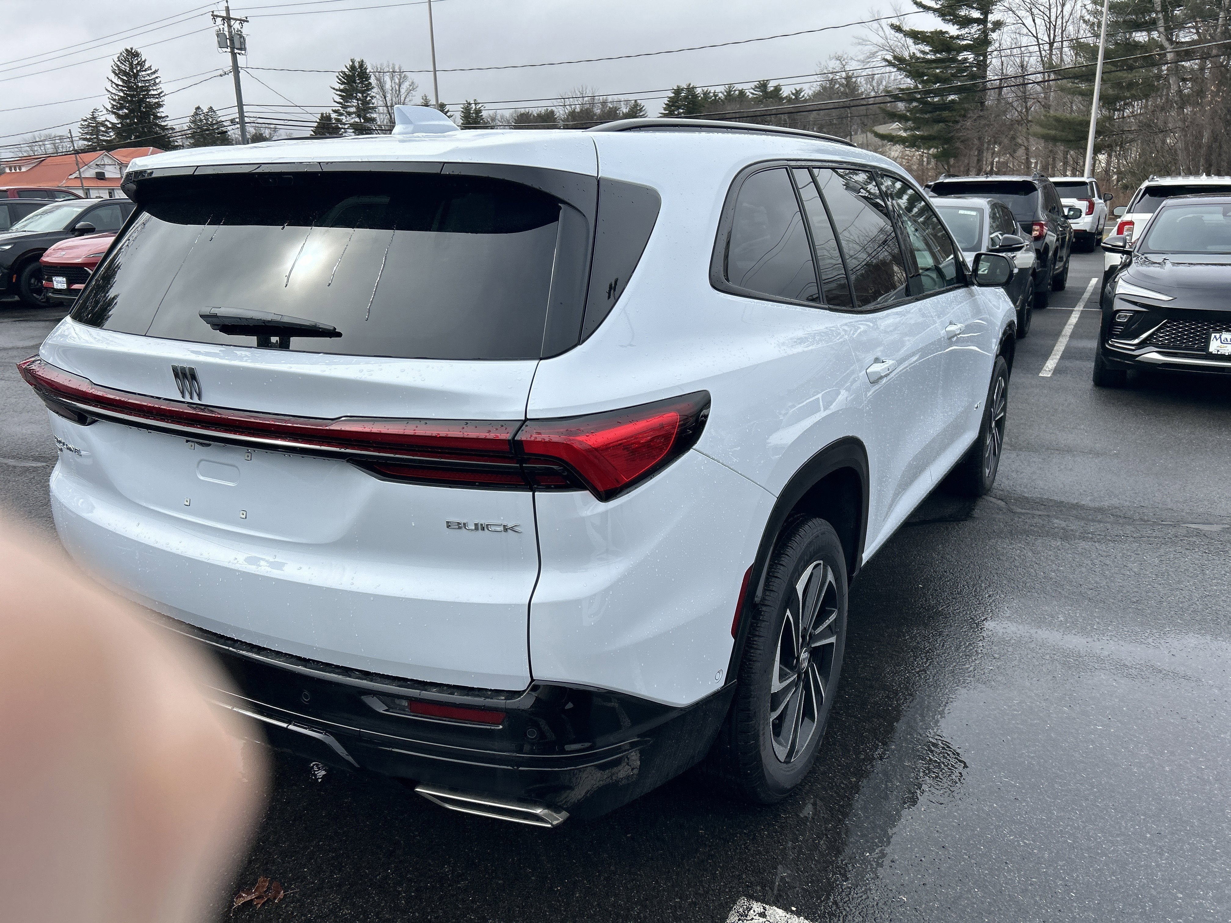 New 2026 Buick Enclave Sport Touring w/ Super Cruise Package image 8