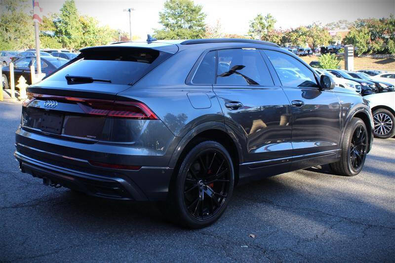 Used 2020 Audi Q8 Prestige w/ Prestige Package image 5
