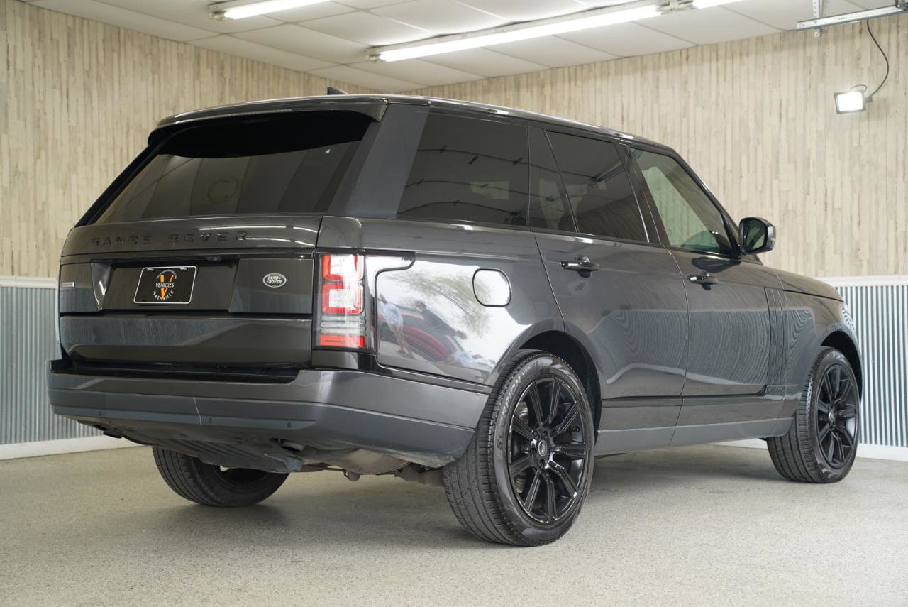 Used 2017 Land Rover Range Rover Supercharged image 10